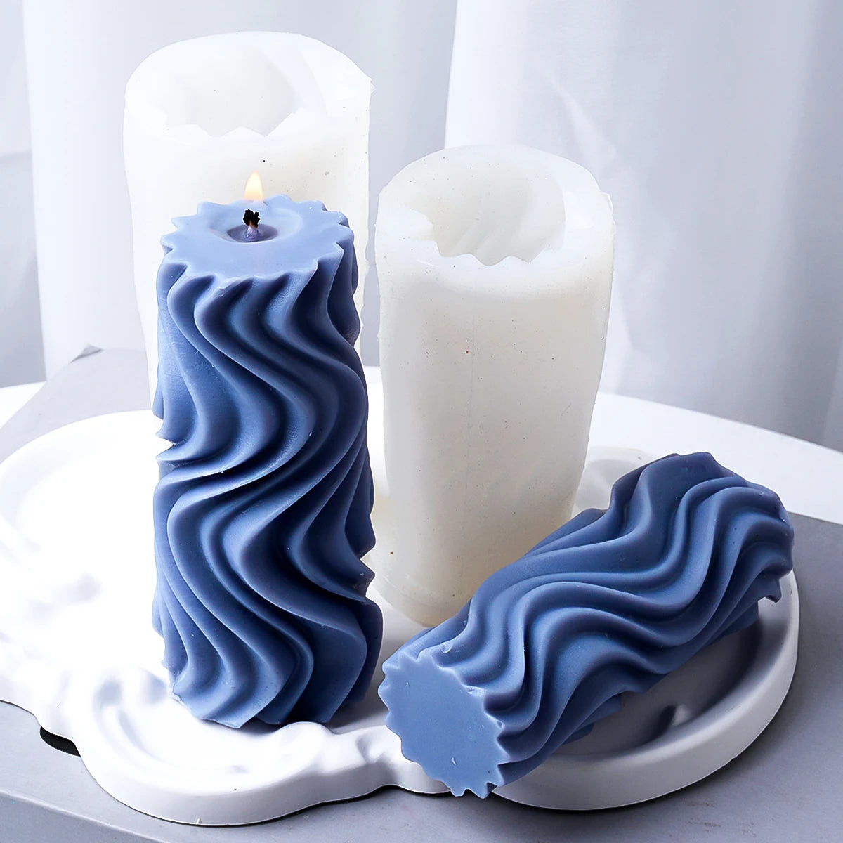Wavy Stripe Silicone Candle Mold – Elegant DIY Twisted Pillar Candlestick Maker