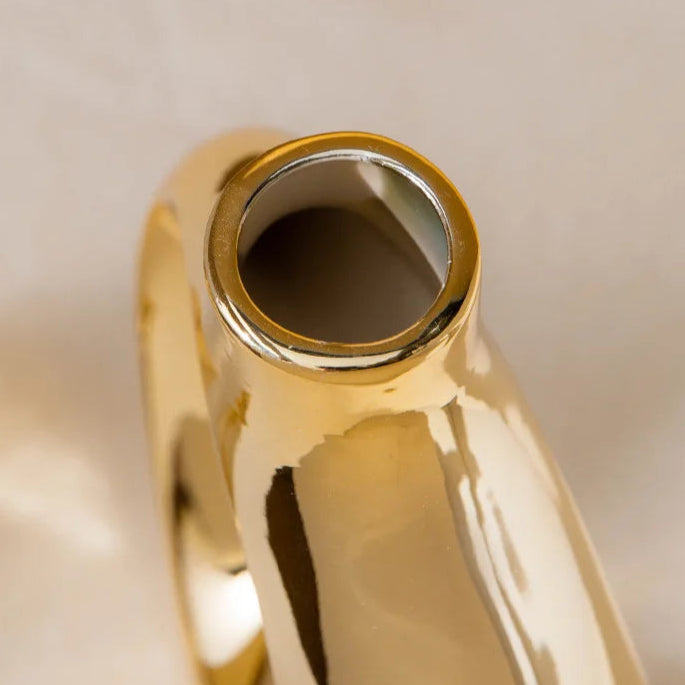 Hollow Out Embrace Ceramic Vase – Modern Irregular Cross-Shaped Tubular Design