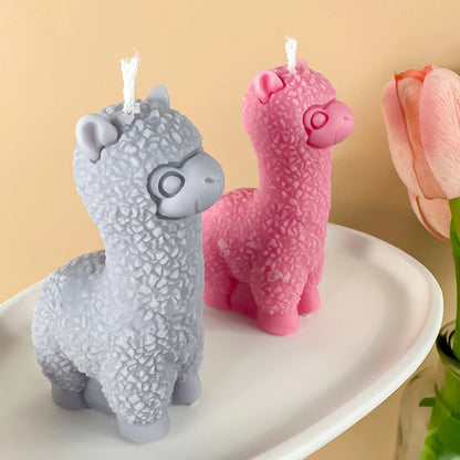 3D Cute Alpaca Silicone Mold – DIY Candle, Soap & Resin Craft Mold for Home Décor & Gifts