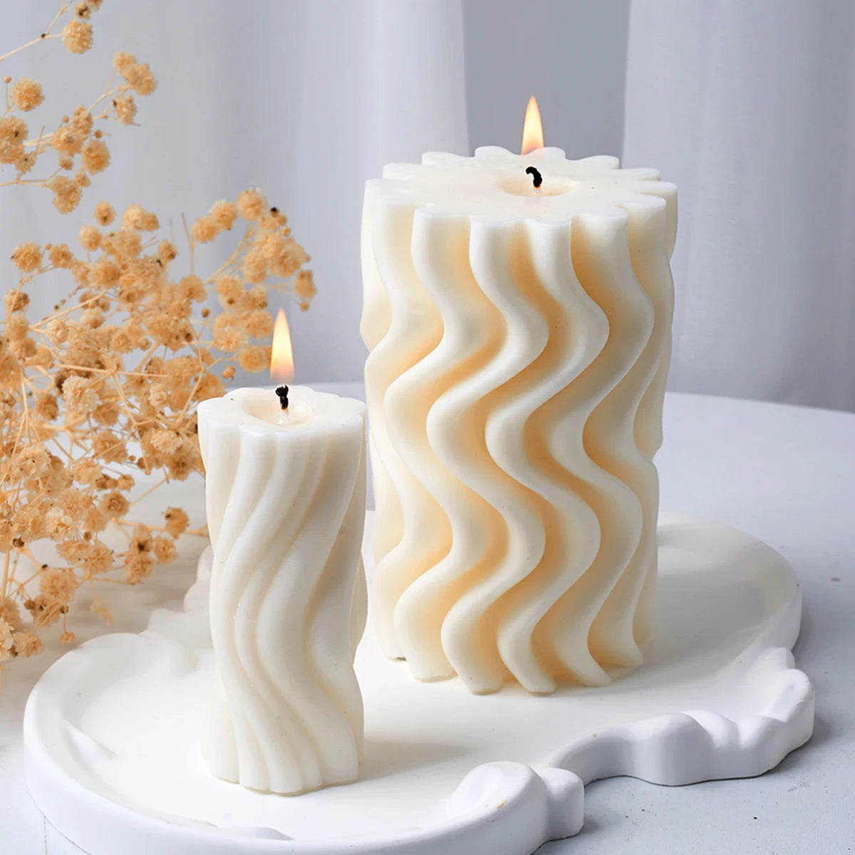 Wavy Stripe Silicone Candle Mold – Elegant DIY Twisted Pillar Candlestick Maker