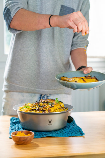 HauteCase - Kaserol Bertebat Keluli Tahan Karat Dengan Tudung | Periuk Kes Panas dan Bekas Makanan Termos | Kuali Periuk Kaserol Panas dengan Tudung 1.1L + Tudung Tindanan 